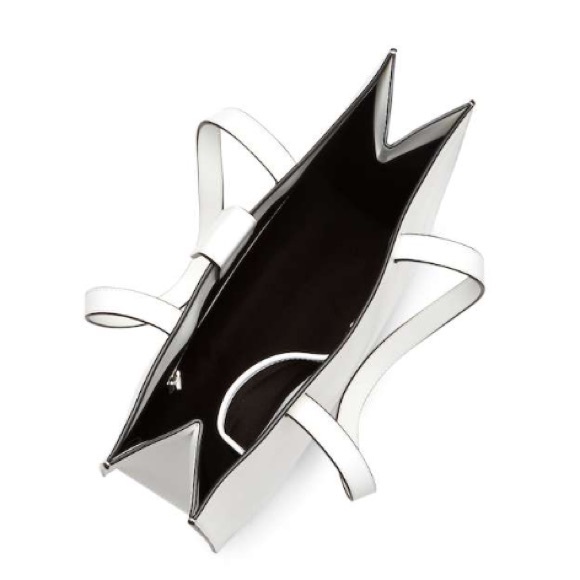 Chic French Connection Duffy Shopper Tote in White - Picture 5 of 8